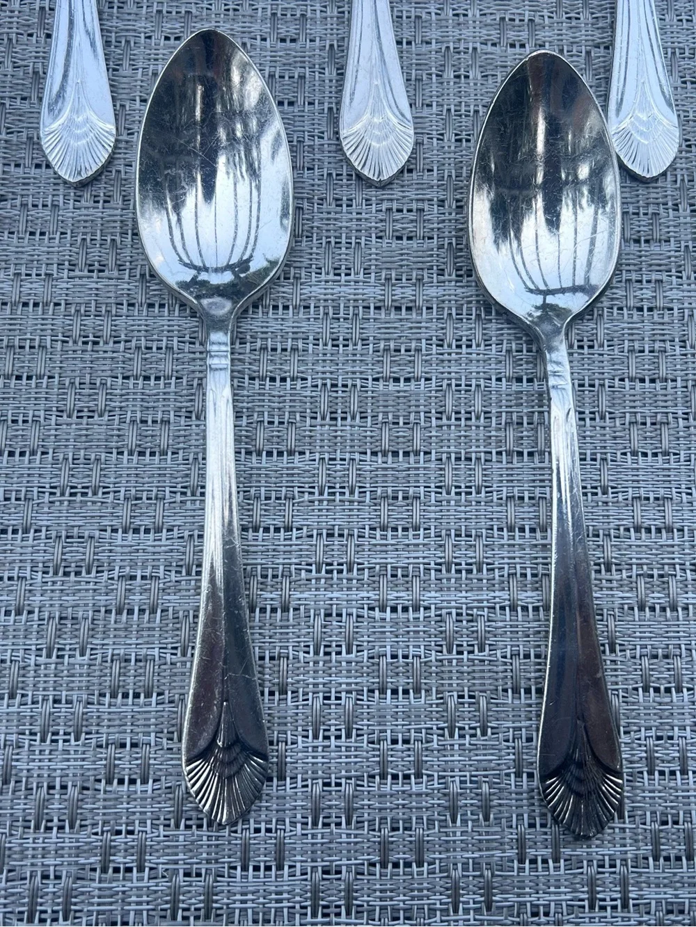 Vintage International Silverplate MCM “Manhattan” – 8 Tsp – Mid-Century Modern